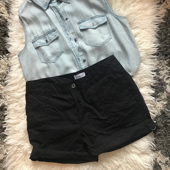 Reitmans Shorts - Picture 1 of 3